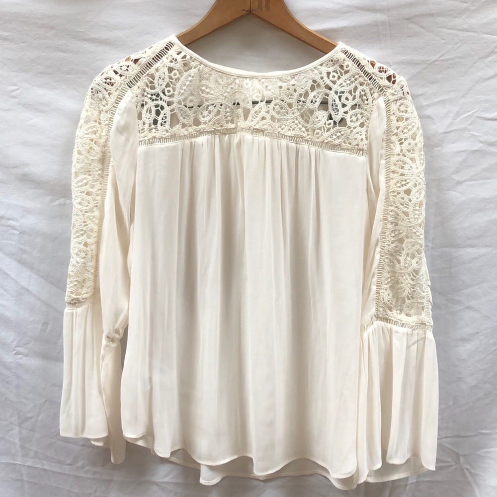 Off white blouse with lace detailing